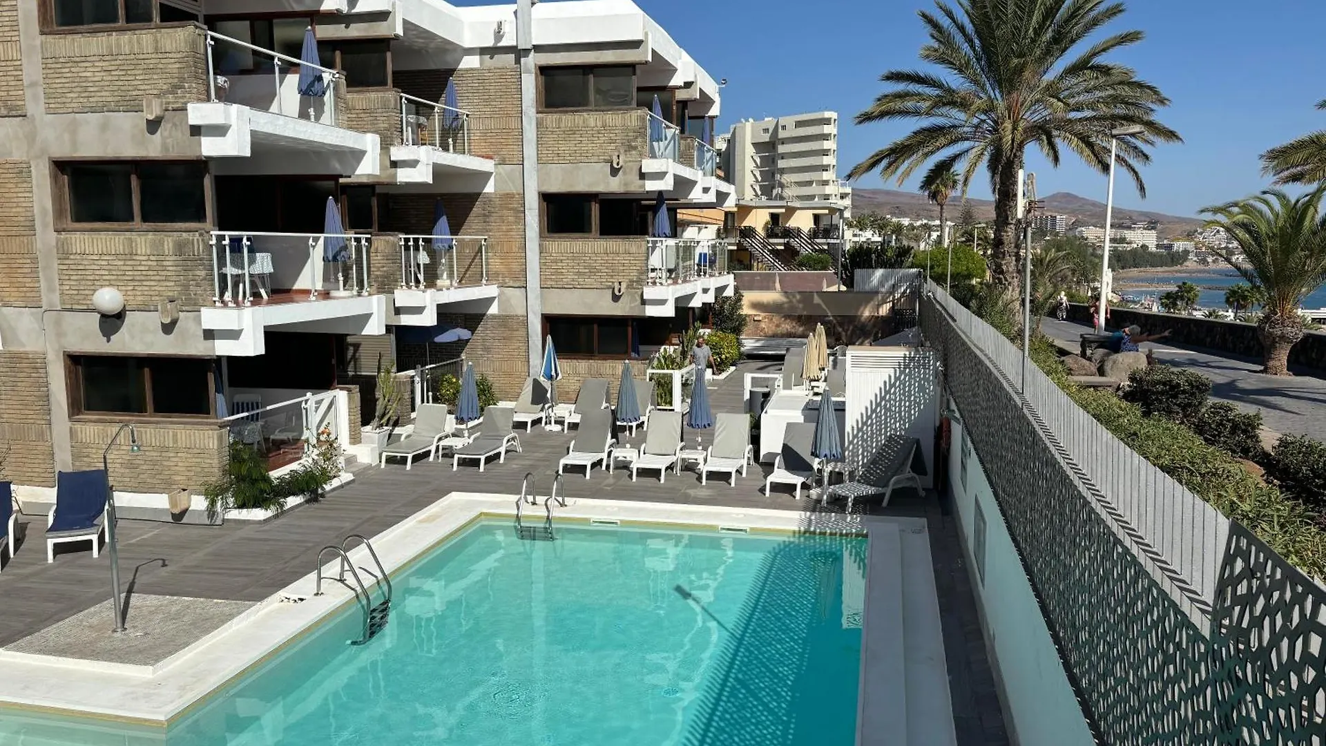 アパート Apartamentos El Paseo プラヤ・デル・イングレス